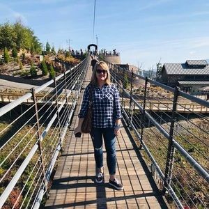 Meet your Posher, Allison